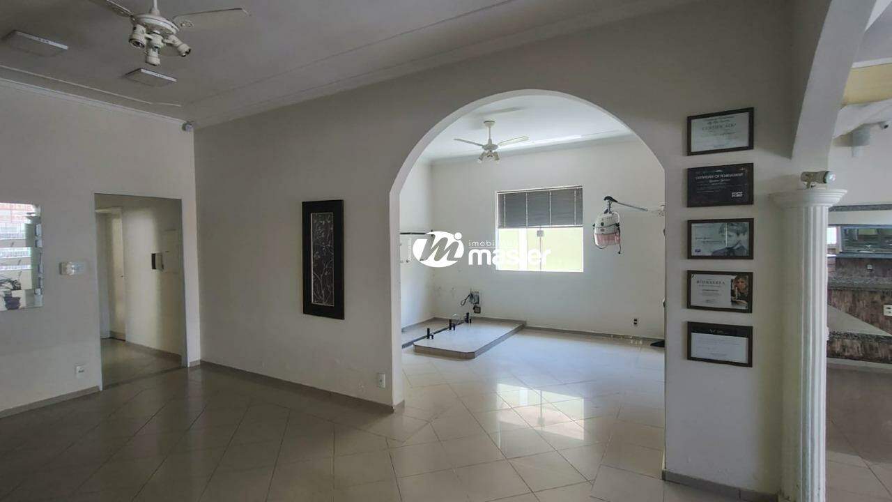 Casa comercial para aluguel no Zona Central: 