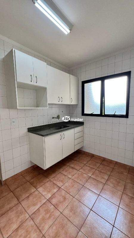 Apartamento para aluguel no Vila Santo Antônio: Cozinha