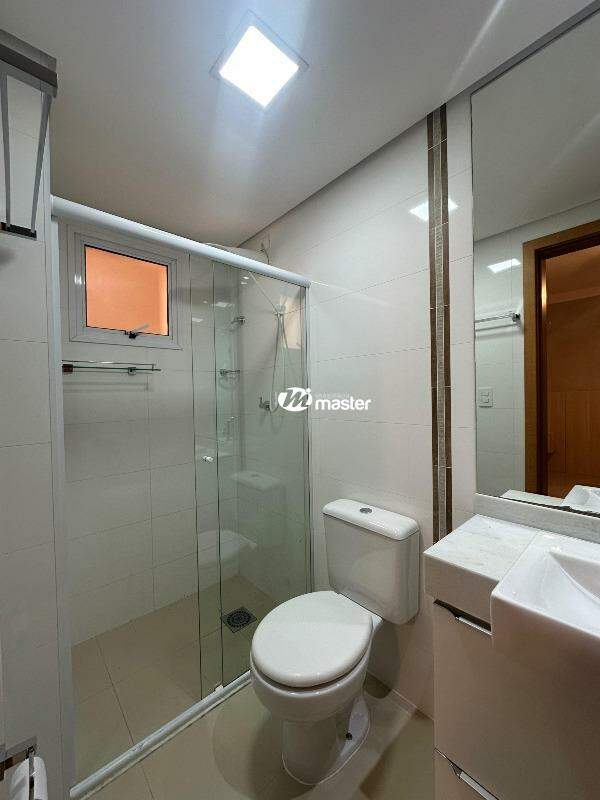 Apartamento para aluguel no Chácara Bom Retiro: Banheiro da suíte