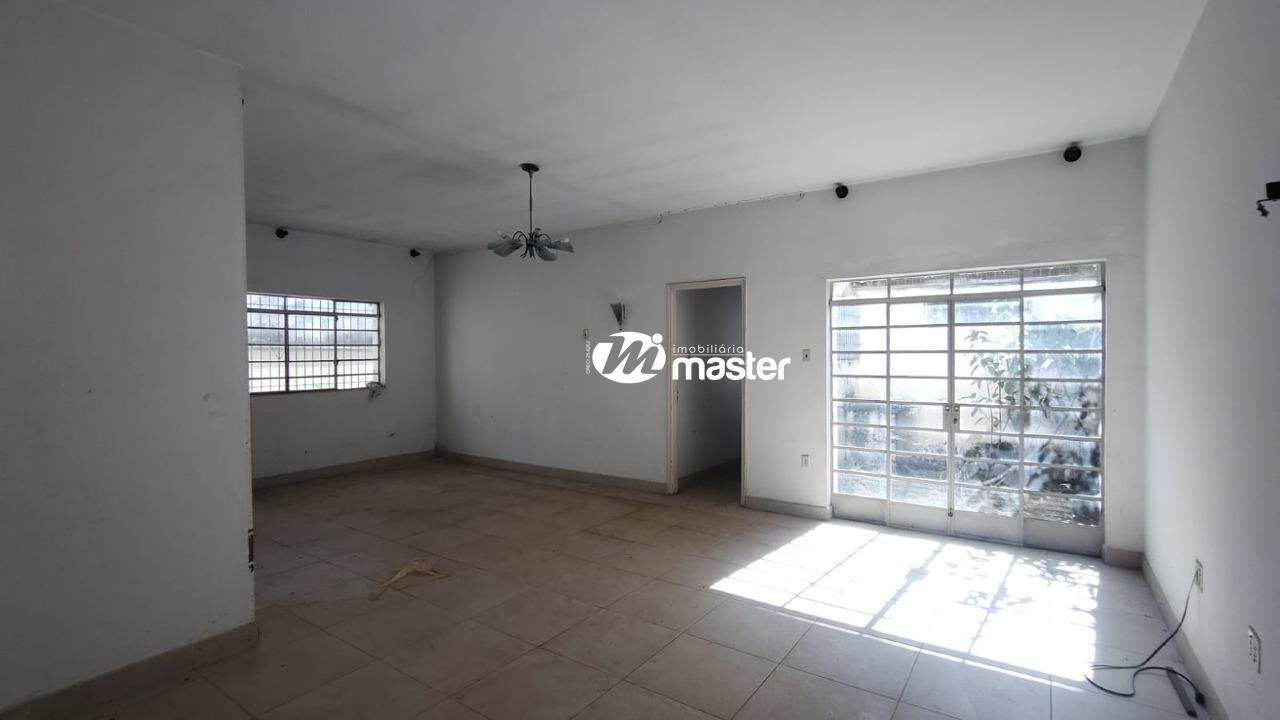 Casa à venda no Zona Central: 