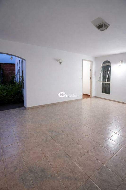 Casa à venda no Vila Alemã: Garagem