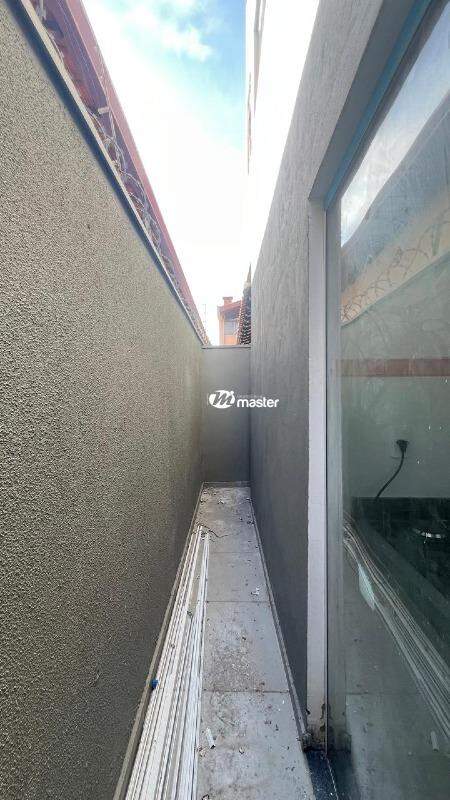 Kitnet para aluguel no Vila Alemã: Corredor externo