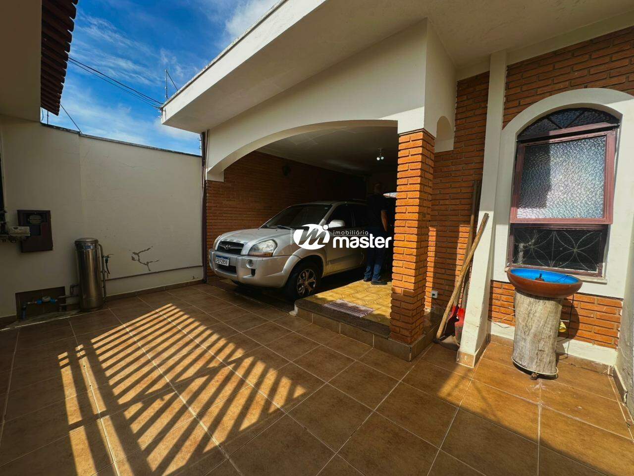 Casa à venda no Jardim Floridiana: Garagem