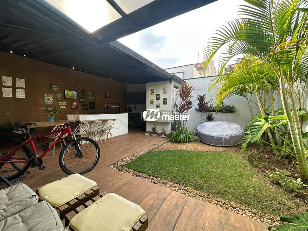 Casa em Condominio à venda no Jardim Residencial das Palmeiras: Área externa