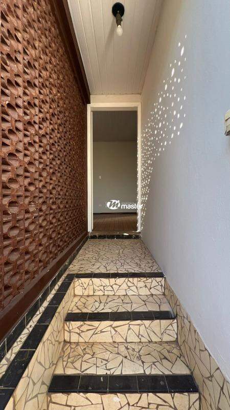 Casa para aluguel no Jardim Donângela: 