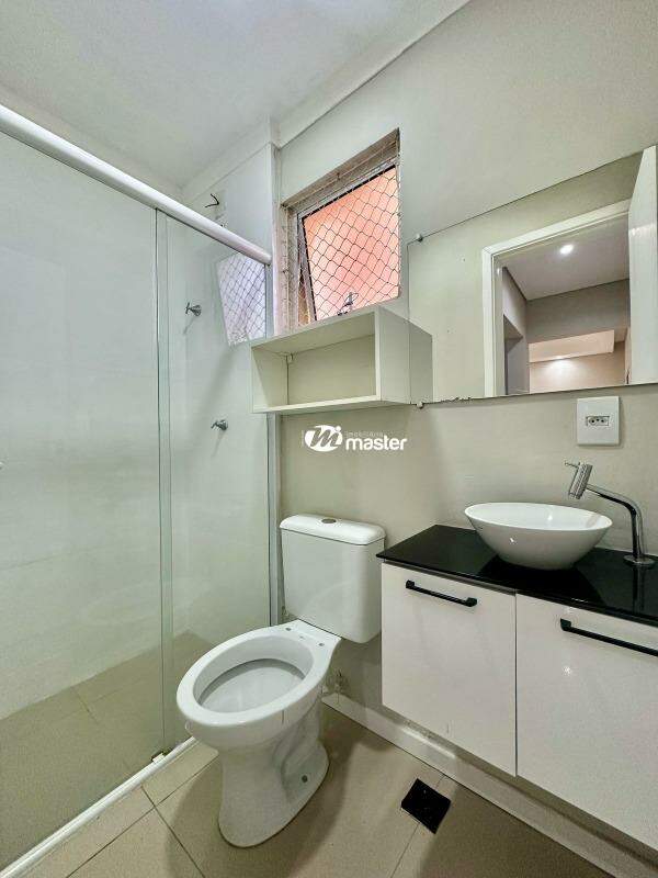 Apartamento para aluguel no Jardim do Horto: Banheiro
