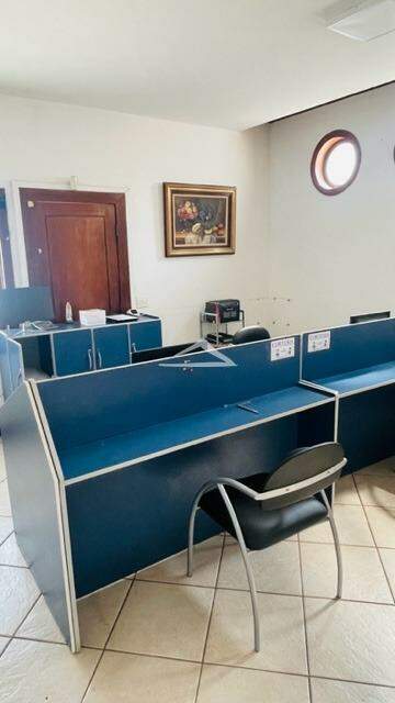 CASA COMERCIAL à venda no Morro do Claro: 