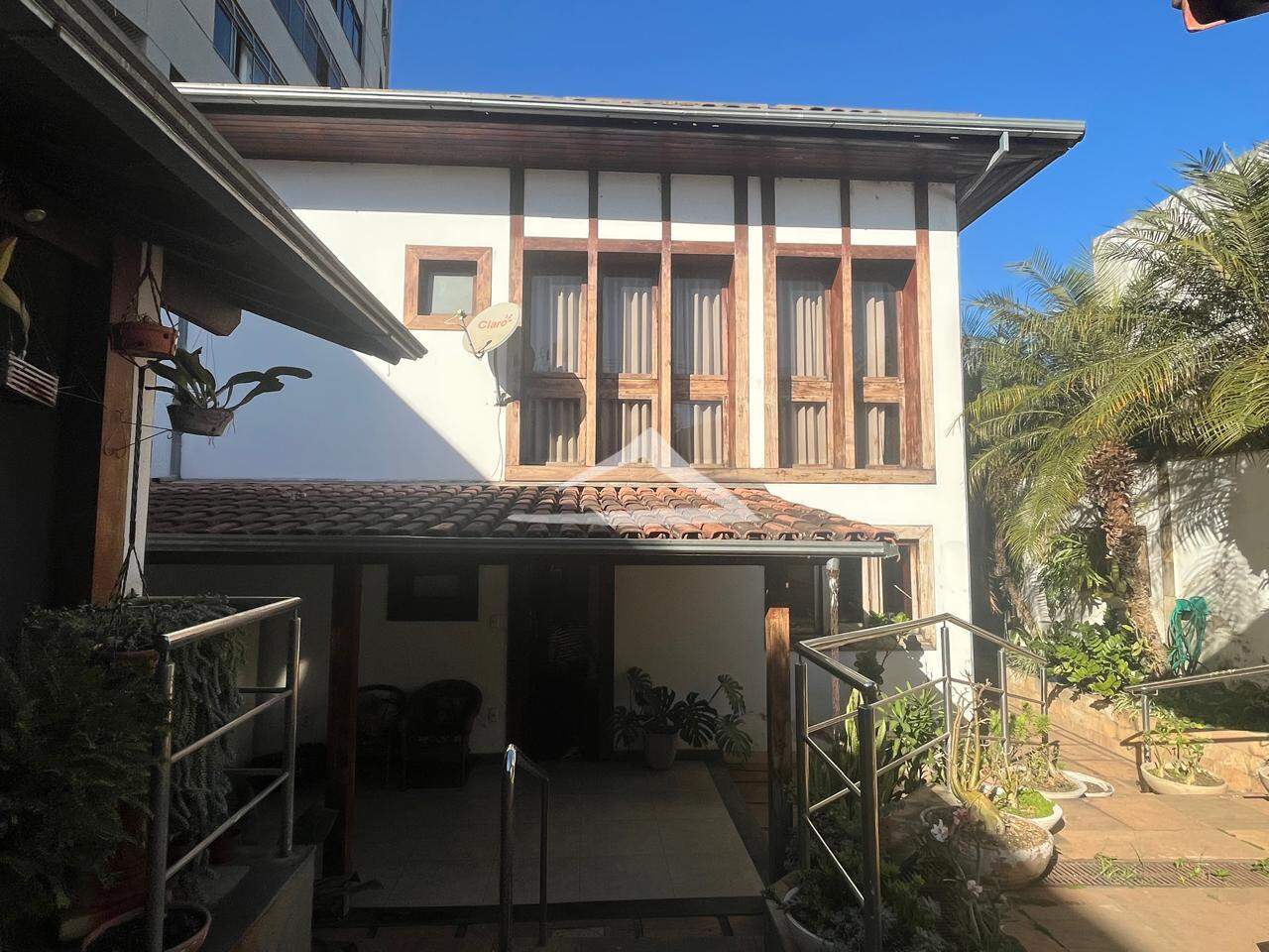 Casa à venda no CENTRO: 