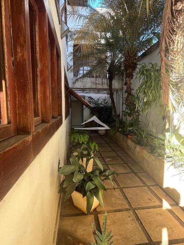 Casa à venda no CENTRO: 