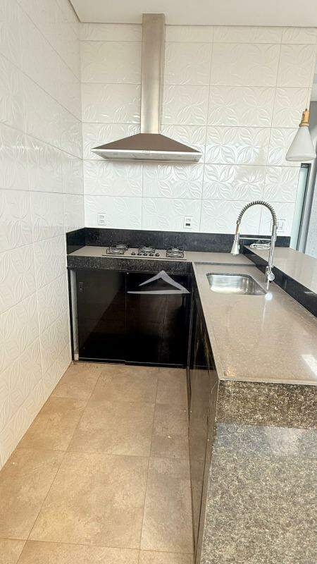 Casa para aluguel no CONDOMINIO BLUE GARDEM: COZINHA GOURMET 