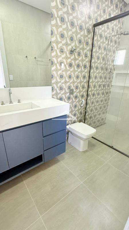 Casa para aluguel no CONDOMINIO BLUE GARDEM: BANHO