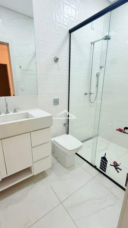 Casa para aluguel no CONDOMINIO BLUE GARDEM: BANHO 