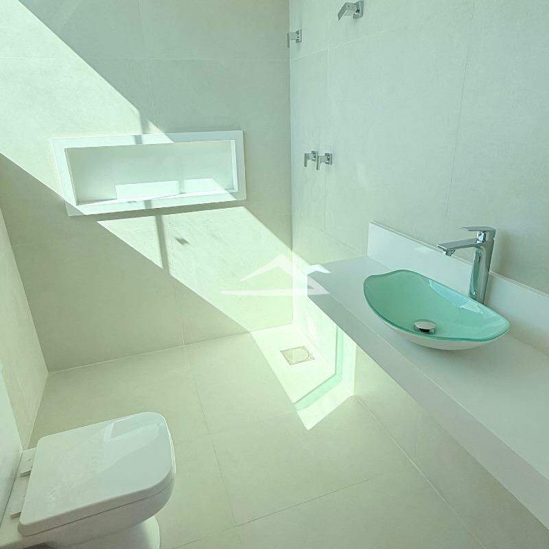 APTO COBERTURA à venda no CENTRO: 