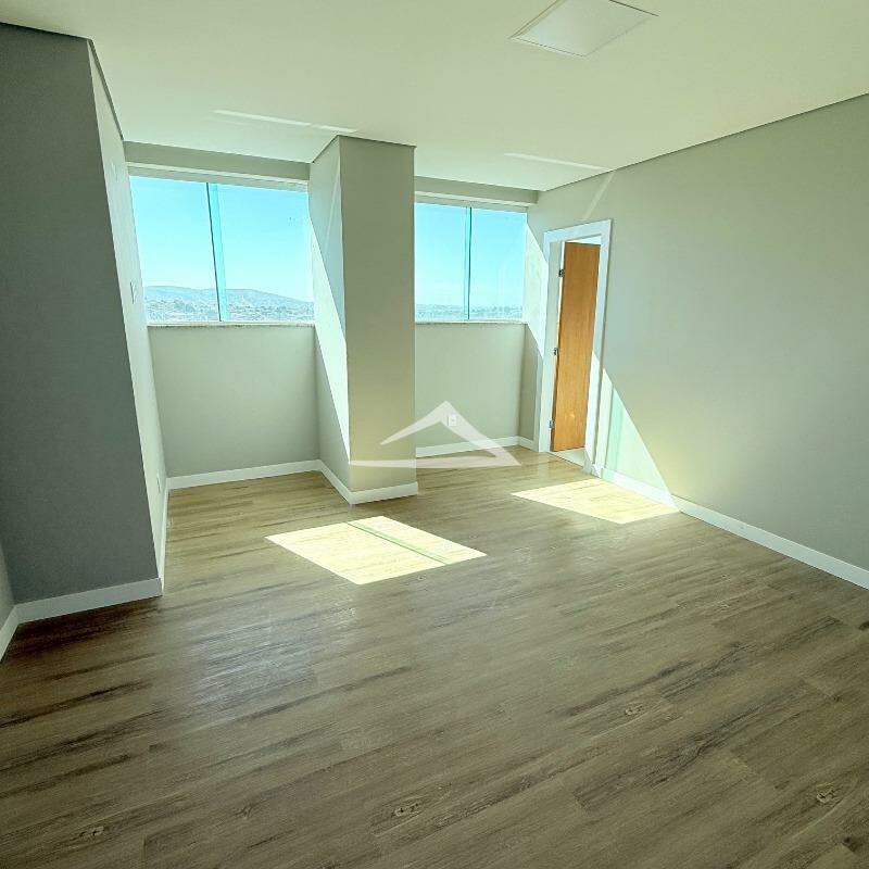 APTO COBERTURA à venda no CENTRO: 