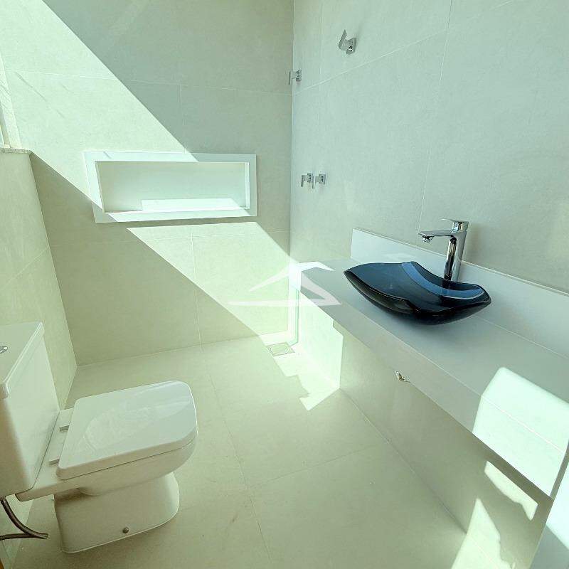 APTO COBERTURA à venda no CENTRO: 