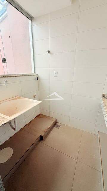 Apartamento para aluguel no Monte Carlo: 