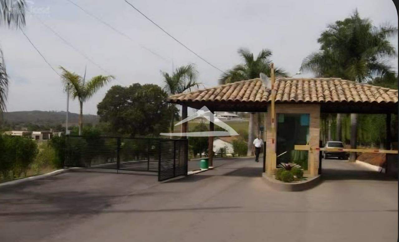 Lote em condomínio à venda no CONDOMINIO LAGOS DO MOINHO: 