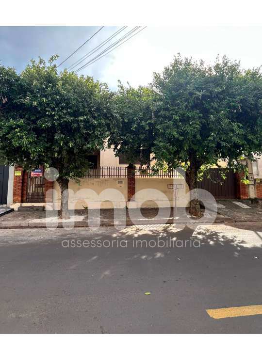 Casa Térrea à venda no Parque Santo Antônio: 