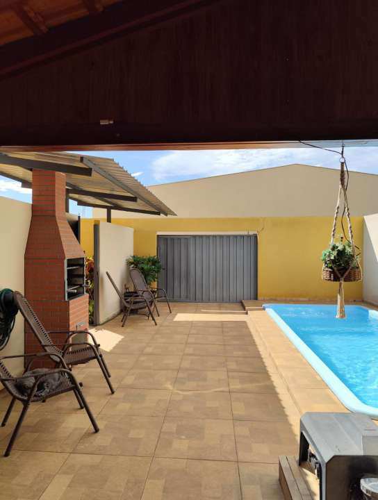 Casa Térrea à venda no Centro: 