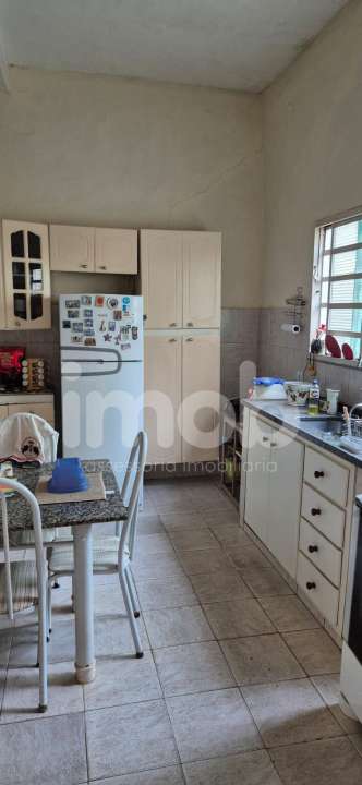 Casa Térrea à venda no Centro: 