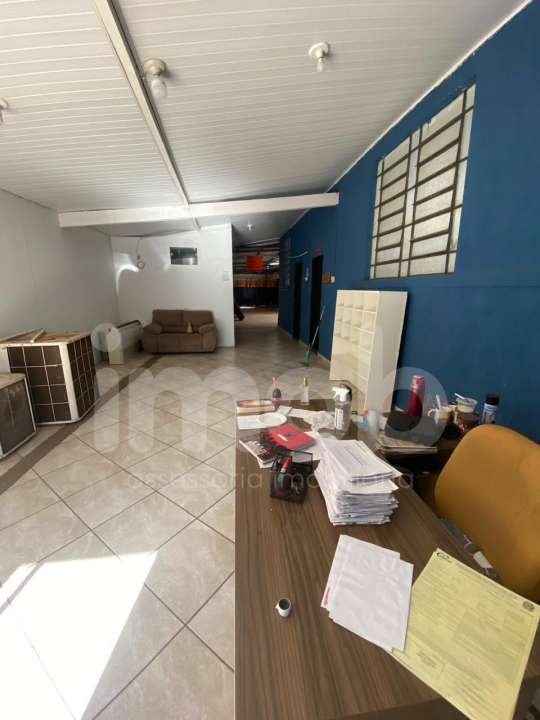 Salão à venda no Centro: 