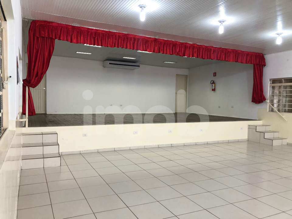 Salão à venda no Centro: 