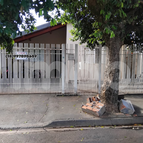 Casa à venda no Piscina: 