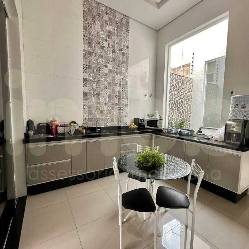 Casa à venda no Centro: 