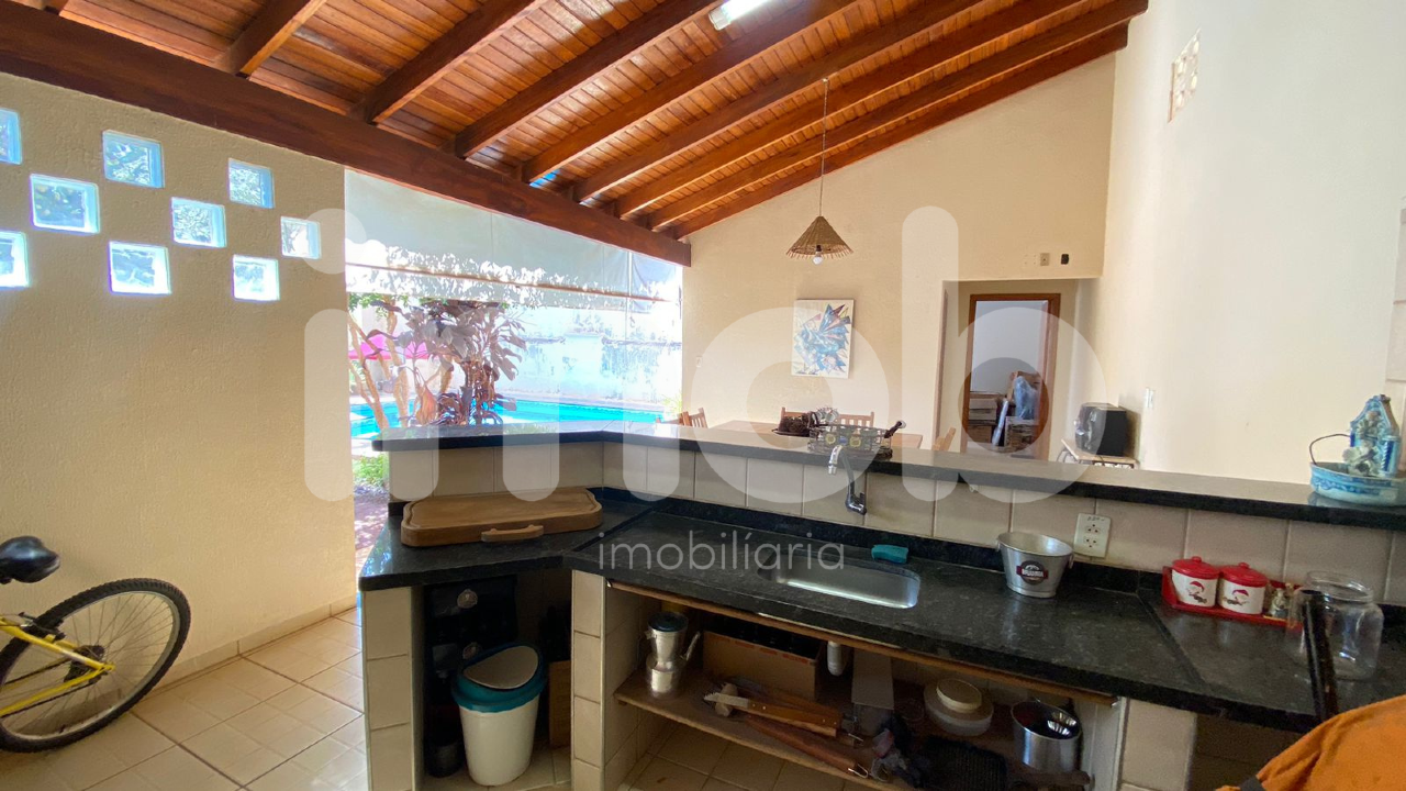 Casa à venda no Centro: 