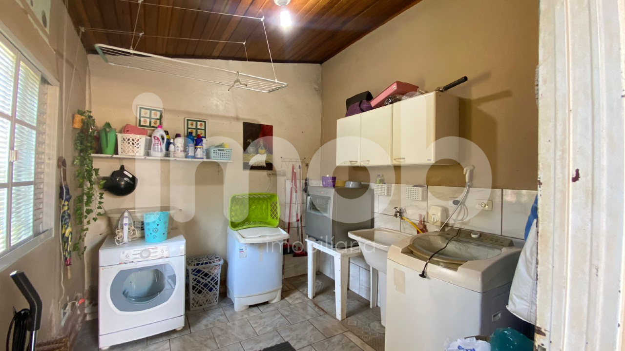 Casa à venda no Centro: 