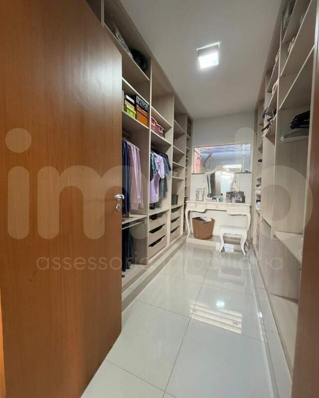 Casa à venda no Benfica: 