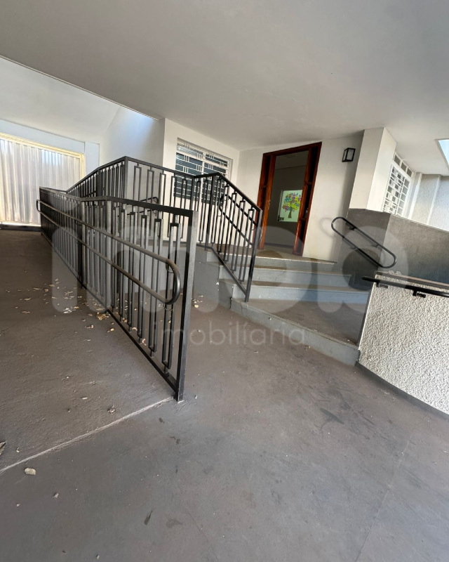 Casa à venda no Centro: 