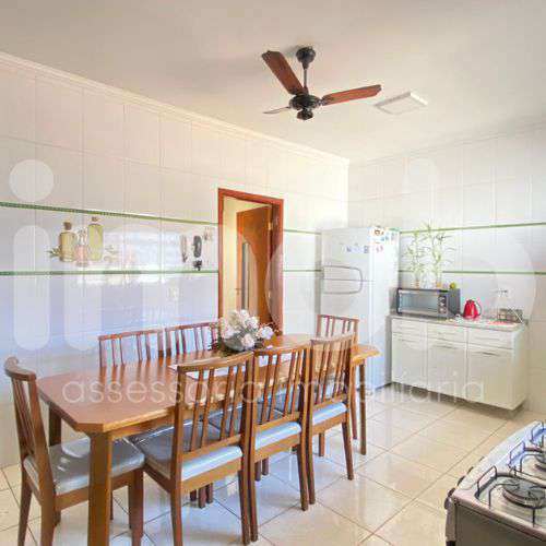 Casa Térrea à venda no Piscina: 