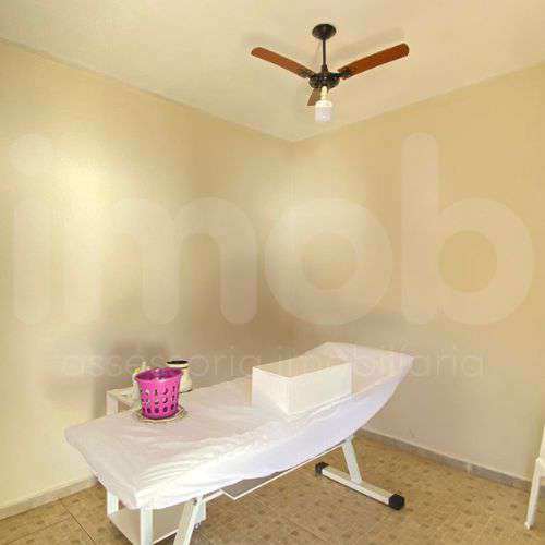 Casa Térrea à venda no Piscina: 