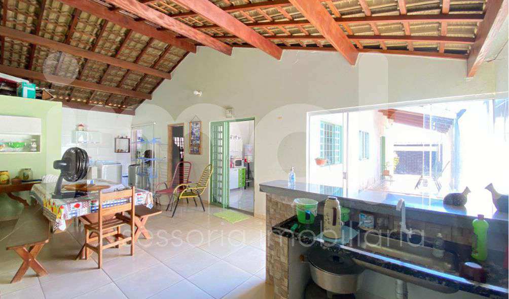 Casa Térrea à venda no Piscina: 