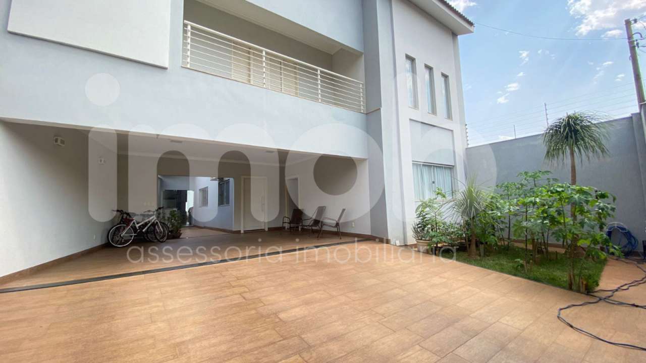 Casa Sobrado à venda no Jardim das Tulipas: 