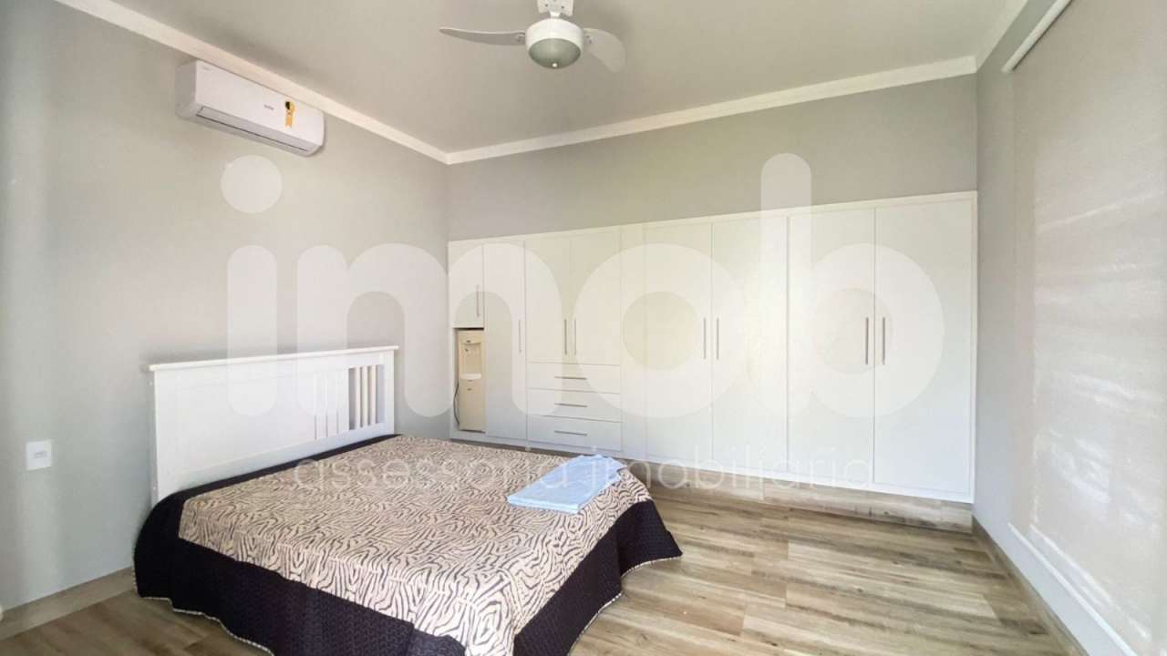 Casa Sobrado à venda no Jardim das Tulipas: 