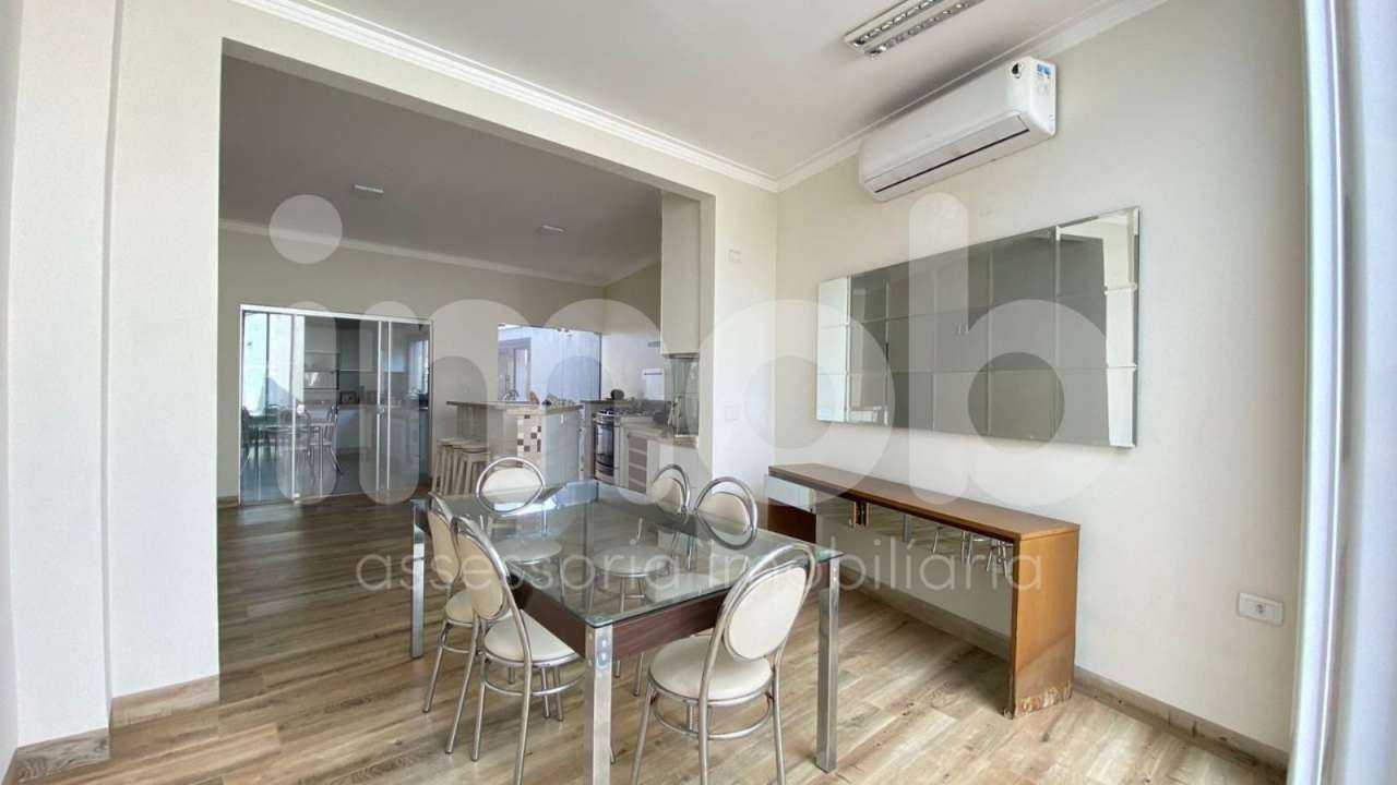 Casa Sobrado à venda no Jardim das Tulipas: 