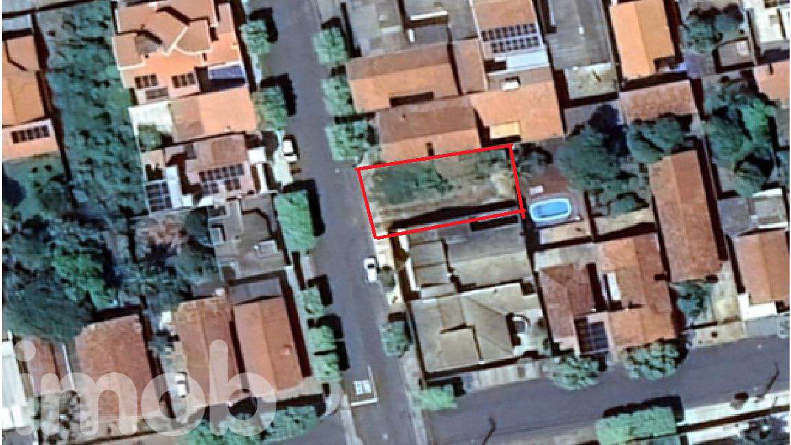 Terreno à venda no Piscina: 