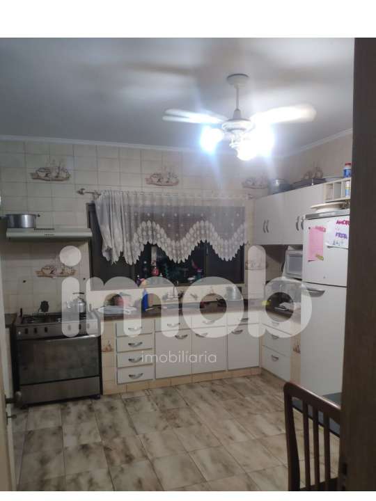 Casa Sobrado à venda no Centro: 