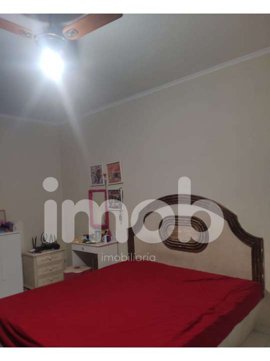 Casa Sobrado à venda no Centro: 