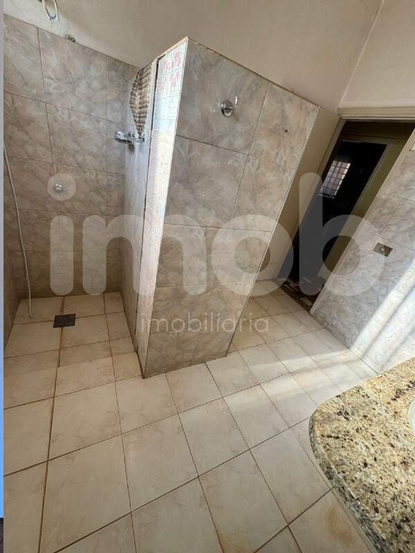 Casa à venda no Centro: 