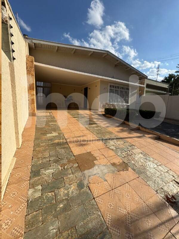 Casa à venda no Centro: 