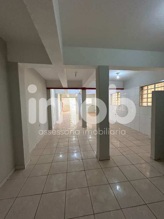 Salão para aluguel no Centro: 