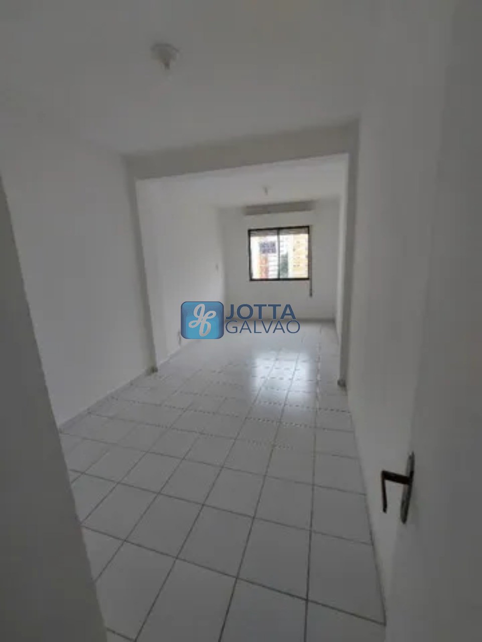 Kitnet à venda no Centro: 