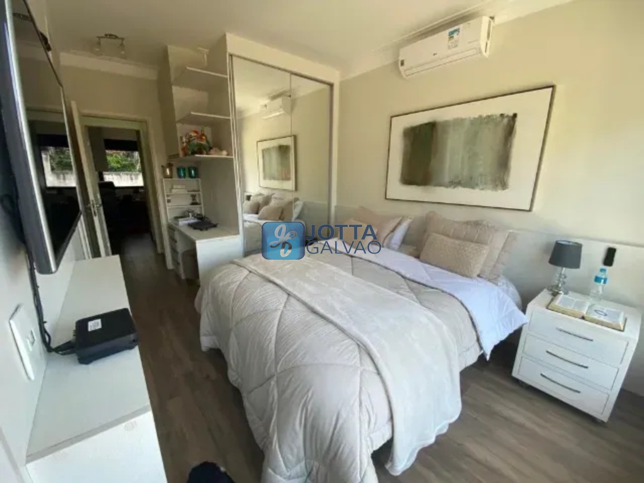 Casa de condomínio à venda no Chácaras Alpina: 