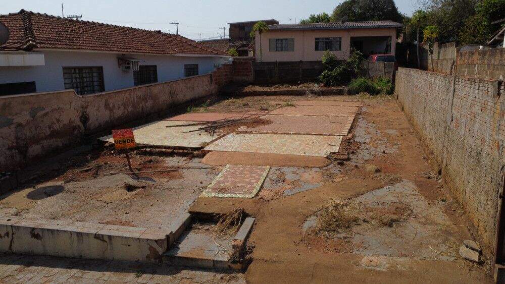 Casa à venda no Centro: 