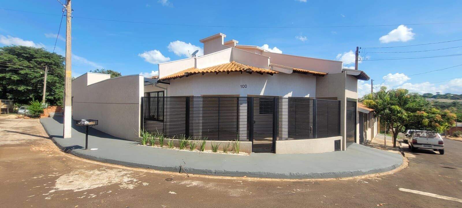 Casa à venda no Jardim Veneza: 