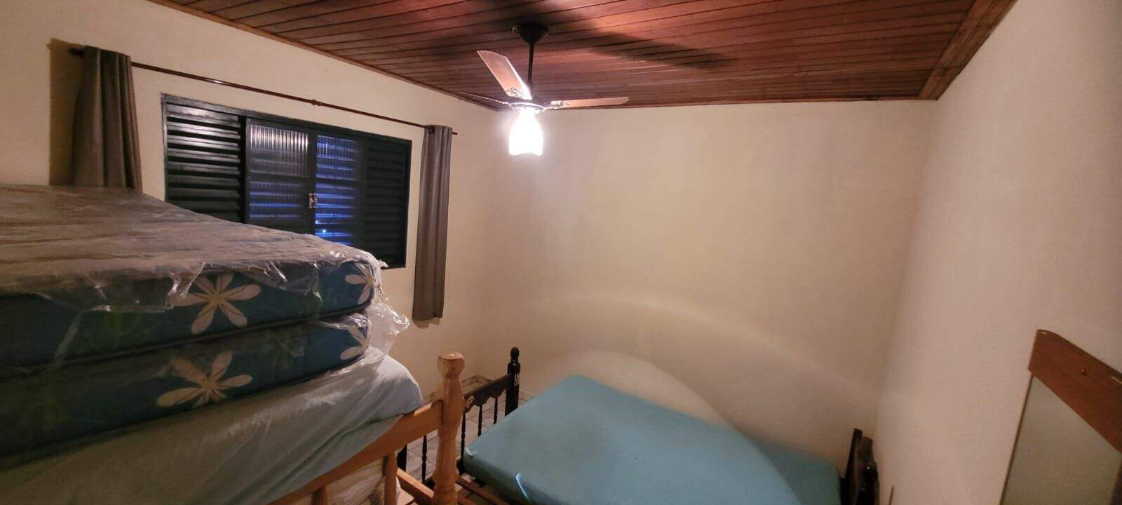 Casa de Condomínio à venda no Zona Rural: 