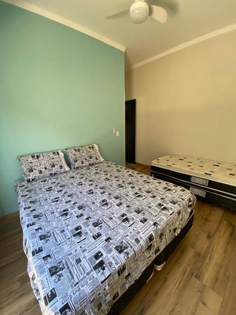 Casa de Condomínio à venda no Rio da Onça: 